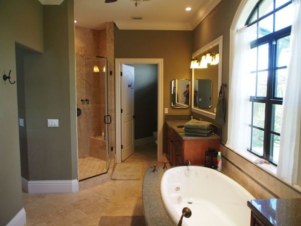 Luxury Four Bedroom Vacation Rental on Longboat Key Sleeps 8